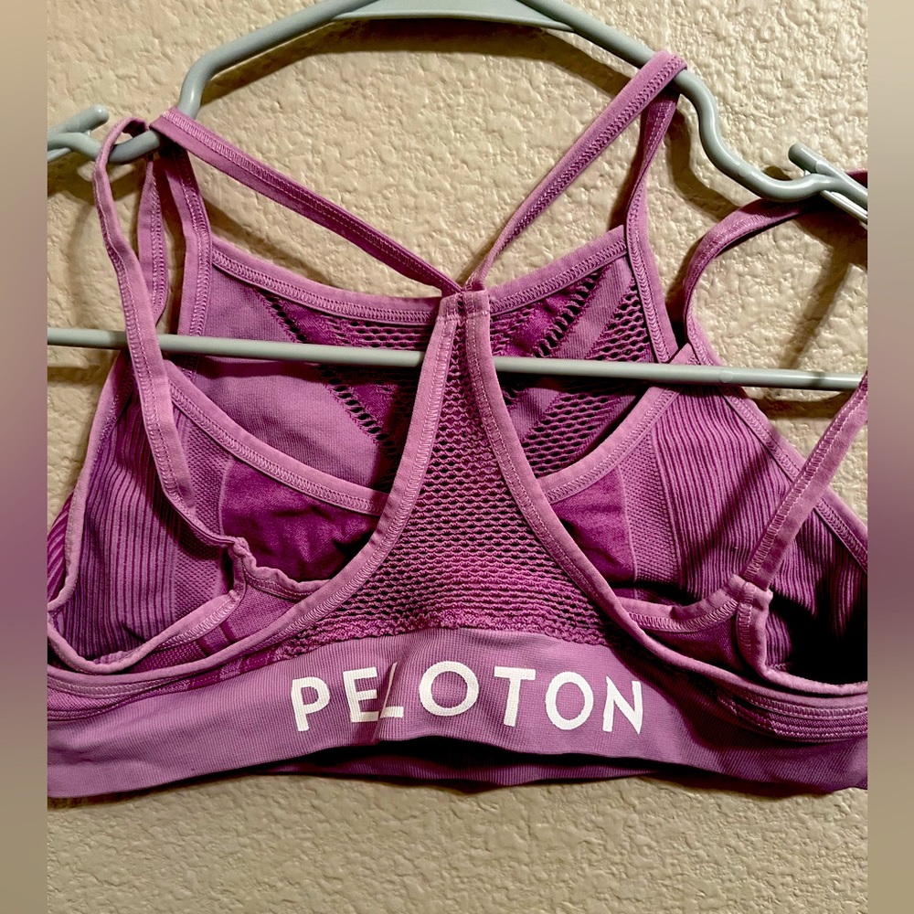 PELOTON SPORTS BRA 💕